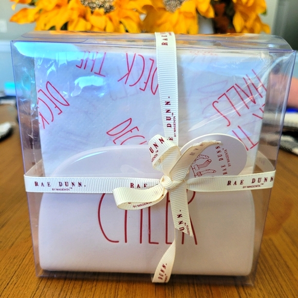 Rae Dunn Cheer Napkin Holder w/ Napkins - Picture 1 of 1